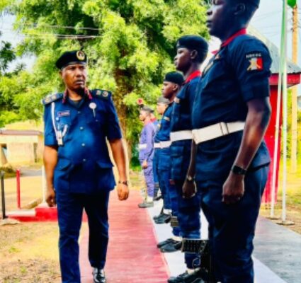COMMANDANT MK INGAWA RECEIVES FIRST QUARTER GUARD PARADE
